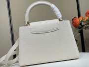 Uubags Louis Vuitton M28203 Capucines MM Bag In White 31.5x20x11cm - 6