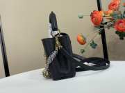 Uubags Louis Vuitton M27312 Capucines PM Bag In Black 21x13.6x8cm - 3