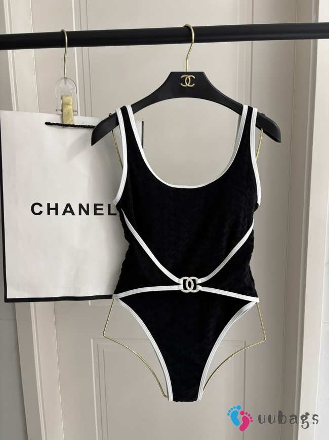 Uubags Chanel 27 swimsuit in black - 1
