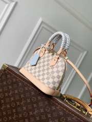 Uubags Louis Vuitton N40902 Alma BB Bag Damier Azur Canvas 23.5x17.5x11.5cm - 5