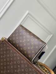 Uubags Louis Vuitton M28371 Mini Dopp Kit Monogram Coated Canvas 28x15x16.5cm - 4