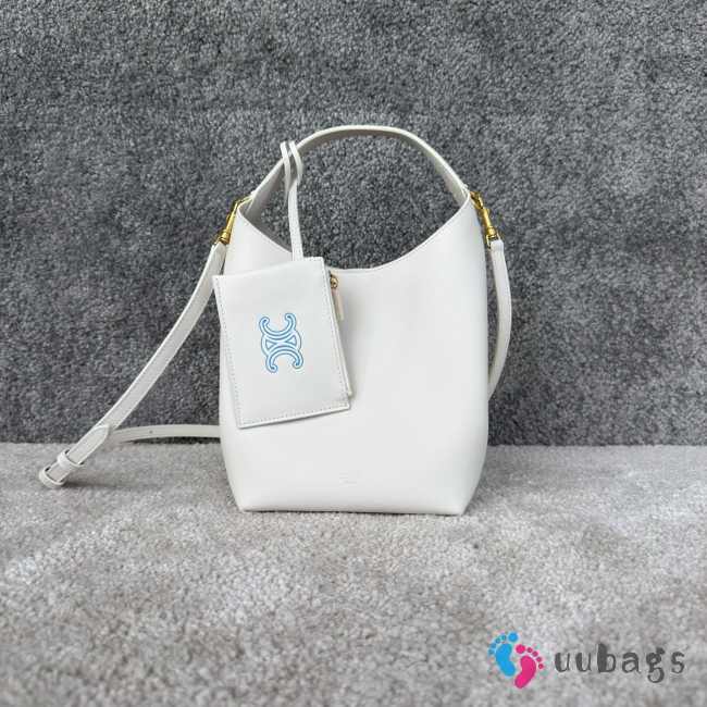 Uubags Celine Small Hobo Bag In White Supple Smooth Calfskin 18x31x6cm - 1