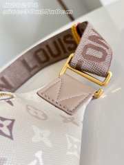 Uubags Louis Vuitton M29274 Rush Bumbag In Sand beige 30x15x8cm - 6
