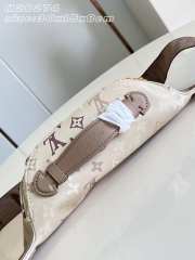 Uubags Louis Vuitton M29274 Rush Bumbag In Sand beige 30x15x8cm - 4