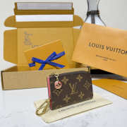 Uubags Louis Vuitton M14529 Noa Key Holder Monogram/Sweet Coral 11x7x1.5cm - 6