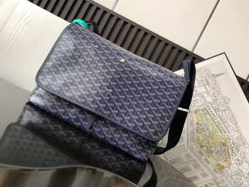 Uubags Goyard Capetien messenger MM bag in navy blue 26x13x39cm