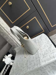 Uubags Chanel AS6132 small shopping bag calfskin and gold-plated metal in grey 27.5x21x10cm - 5