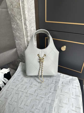 Uubags Chanel AS6132 small shopping bag calfskin and gold-plated metal in grey 27.5x21x10cm