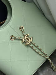 Uubags Chanel AS6132 small shopping bag calfskin and gold-plated metal in green mint 27.5x21x10cm - 2