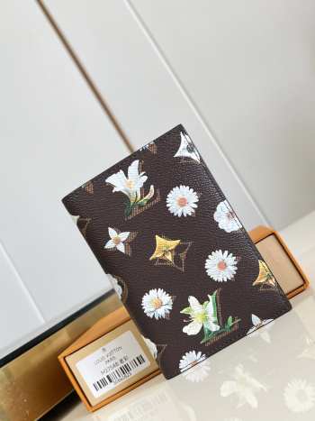 Uubags Louis Vuitton M27548 Passport Holder Brown Monogram Flowers Canvas Material 10x14x2.5cm