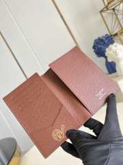 Uubags Louis Vuitton M27548 Passport Holder Brown Monogram Flowers Canvas Material 10x14x2.5cm - 4