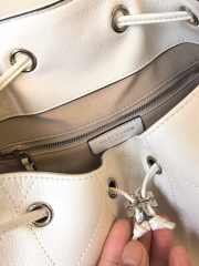 Uubags Tory Burch Charlie quilted drawstring shoulder bag in white 30x31x12.5cm - 2