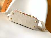 Uubags Louis Vuitton M14393 Capucines East-West Mini Bag White Surface 22x12x8cm - 6