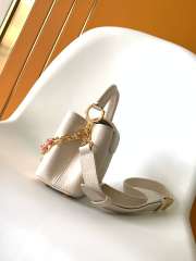 Uubags Louis Vuitton M14393 Capucines East-West Mini Bag White Surface 22x12x8cm - 5