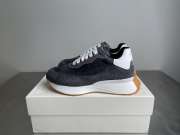 Uubags Alexander Mcqueen Grey Suede Trainers With Oversized Rubber - 4