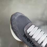 Uubags Alexander Mcqueen Grey Suede Trainers With Oversized Rubber - 3