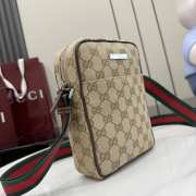 Uubags Gucci Tag small crossbody bag in sand and brown GG canvas 14x20x4cm  - 6