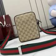 Uubags Gucci Tag small crossbody bag in sand and brown GG canvas 14x20x4cm  - 4