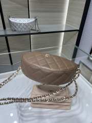 New Arrivals 2026 Chanel clutch with chain lambskin & gold-tone metal in light brown 15x22x6cm - 3