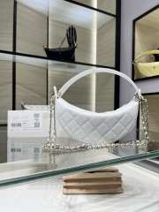 New Arrivals 2026 Chanel clutch with chain lambskin & gold-tone metal in white 15x22x6cm - 6