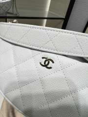New Arrivals 2026 Chanel clutch with chain lambskin & gold-tone metal in white 15x22x6cm - 5