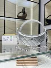 New Arrivals 2026 Chanel clutch silver metallic calfskin with chain & gold-tone metal 15x22x6cm - 1