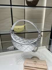 New Arrivals 2026 Chanel clutch silver metallic calfskin with chain & gold-tone metal 15x22x6cm - 4