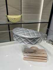 New Arrivals 2026 Chanel clutch silver metallic calfskin with chain & gold-tone metal 15x22x6cm - 3