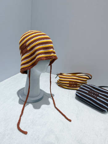 Uubags Miu Miu Knitted Cotton Hat 03