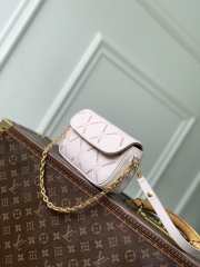 Uubags Louis Vuitton M29502 Ivy Bag In Light Bliss Couture Cream Cowhide 23.5x12x4.3cm - 2
