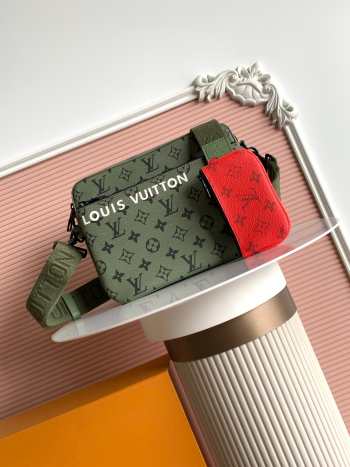 Uubags Louis Vuitton Trio Messenger Bag Khaki Green/ Vermilion 25x18.5x7cm