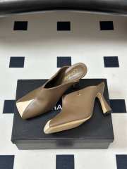 Uubags Chanrel Two-Tone Pointed Toe Mule Pumps In Beige/White 9cm - 4