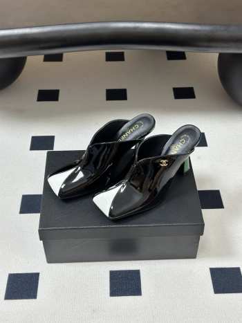 Uubags Chanrel Two-Tone Pointed Toe Mule Pumps In White/Black 9cm