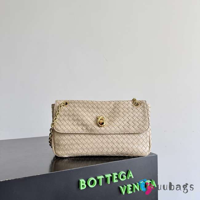 Uubags Bottega Veneta Madison Bag In Ecru Intrecciato Leather 27x16x6cm - 1