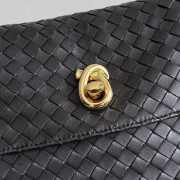 Uubags Bottega Veneta Madison Bag In Black Intrecciato Leather 27x16x6cm - 2