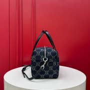 Uubags small boston bag with Gucci plaque in dark blue washed GG denim 20x12x11cm - 6