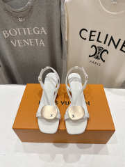 Uubags Louis Vuitton 1AK4FD Treasure Sandal In Blanc 5.5cm - 5