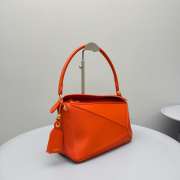 Uubags Loewe medium featherlight Puzzle bag in deep saffron nappa lambskin 29x19.5x12cm - 5