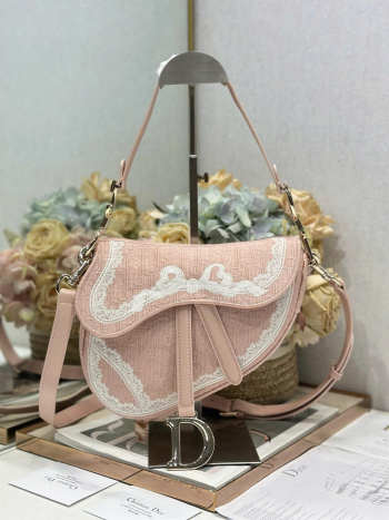 Uubags Dioramour Small Saddle Bag with Strap in Soupir Pink 25.5x20x6.5cm