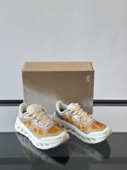 Uubags On Running Cloudtilt Remix In Yellow - 1
