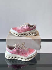 Uubags On Running Cloudtilt Remix In Pink - 3
