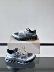 Uubags On Running Cloudtilt Remix In Blue & Grey - 6