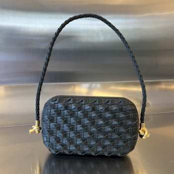 Uubags Bottega Veneta Knot-on-strap handbag in black intreccio leather 19x12x5cm