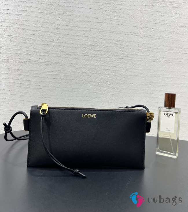 Uubags Loewe Joya Leather Crossbody Bag In Black 22x11x6cm - 1