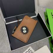 Uubags Loewe x spirited away susuwatari leather card holder in brown 13x7.5cm - 3