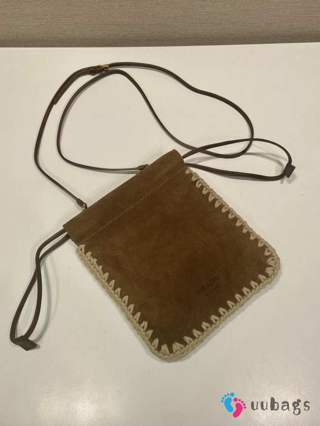 Uubags Prada suede smartphone case in cocoa brown 22x17.5cm - 1