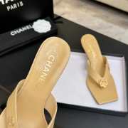 Uubags Chanel Beige Calfskin Leather Camellia Heel Mules 5.5cm - 3