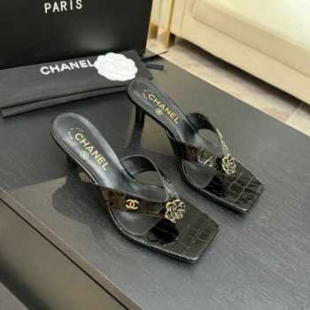 Uubags Chanel Black Patent Crocodile Leather Camellia Heel Mules 5.5cm