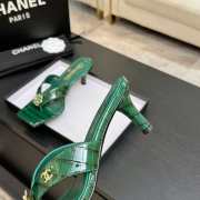 Uubags Chanel Green Patent Crocodile Leather Camellia Heel Mules 5.5cm - 6