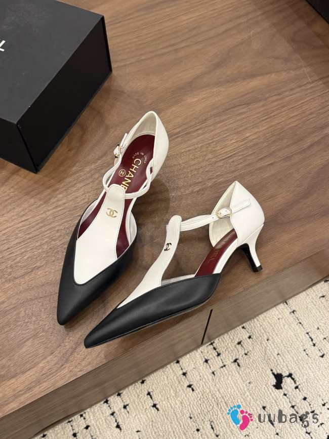 Uubags Chanel Mary Janes Lambskin In White & Black 5cm - 1